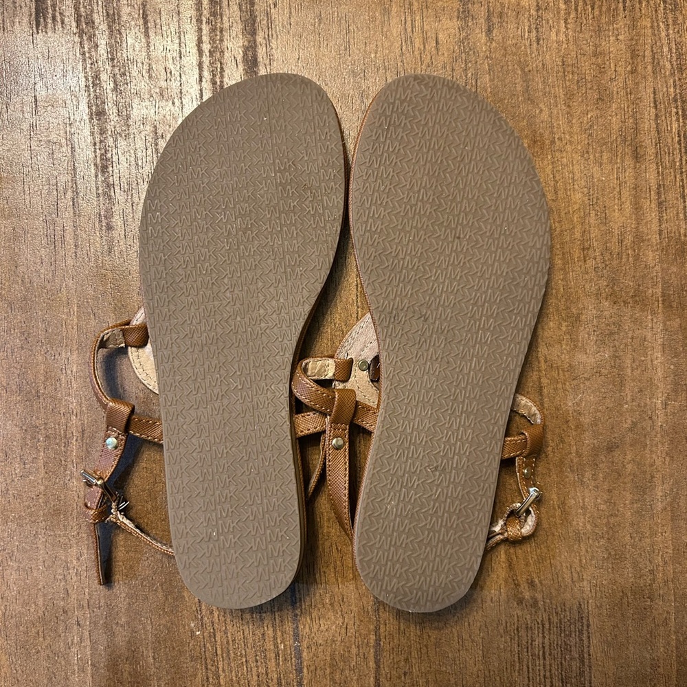 Michael Kors Women’s Gold and Brown Thong Buckle Sandals 7 - Picture 5 of 7